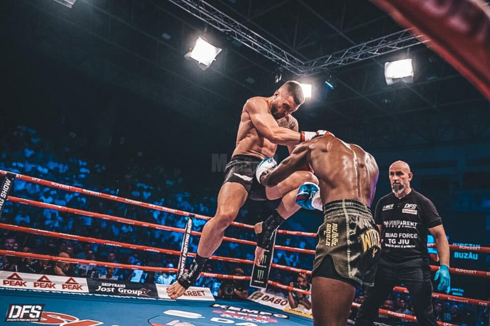 Andrei Ostrovanu este unul dintre cei mai bine cotati kickboxeri din Romania