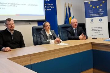 Conferința de presă și discuții cu cei implicați în derularea proiectului transfrontalier la USV