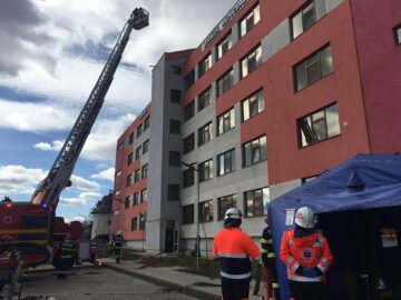 Exercițiu ISU cu simulare de cutremur la Spitalul Municipal Fălticeni