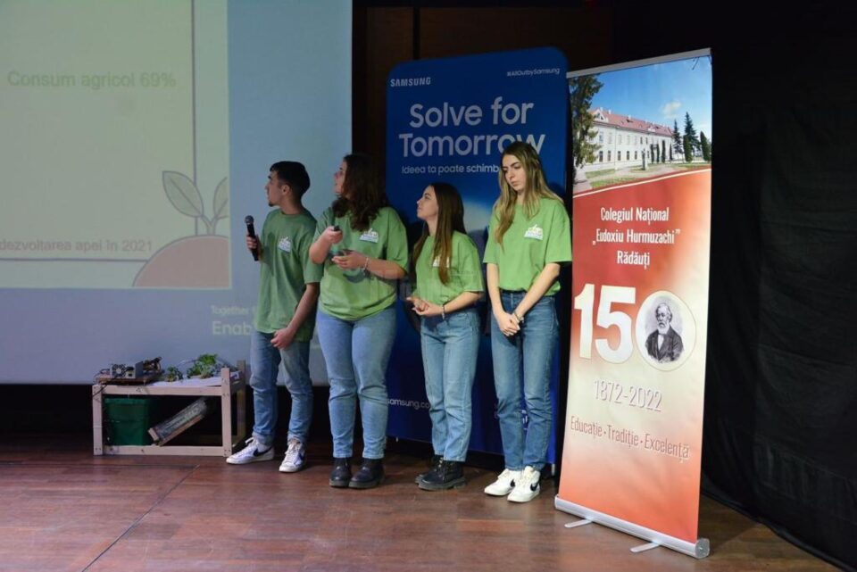 Premiul I pentru elevii de la Colegiul Eudoxiu Hurmuzachi