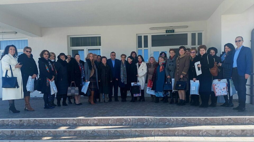 Dezbateri despre calitatea învățământului preșcolar județean, la o reuniune desfășurată la Cajvana