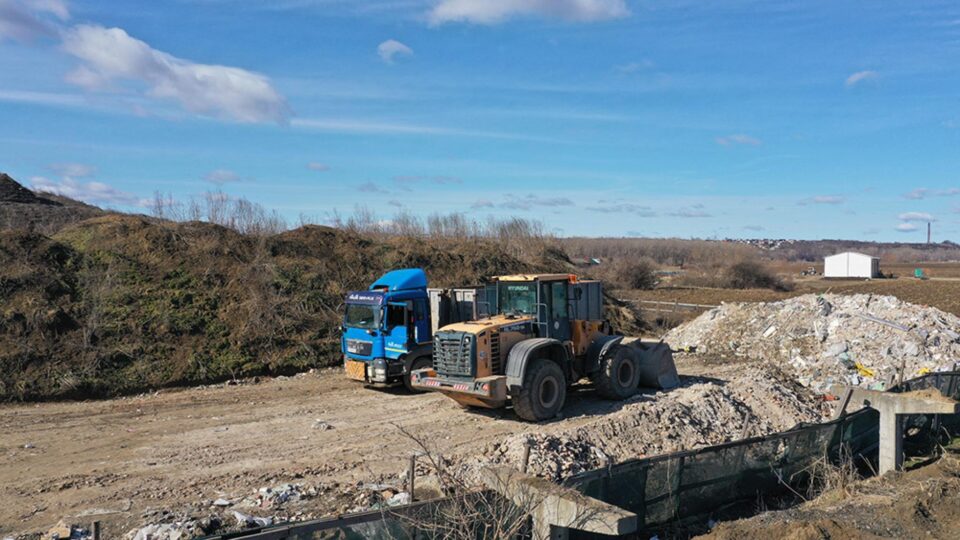 Economii de peste 10 milioane de euro pentru Primăria Suceava, prin închiderea „in situ” a gropii de gunoi temporare de la Ipotești