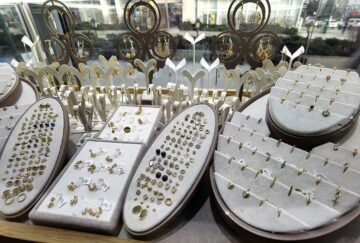 Premii valoroase oferite de Stil Biju la tombola de la Târgul de Nunți