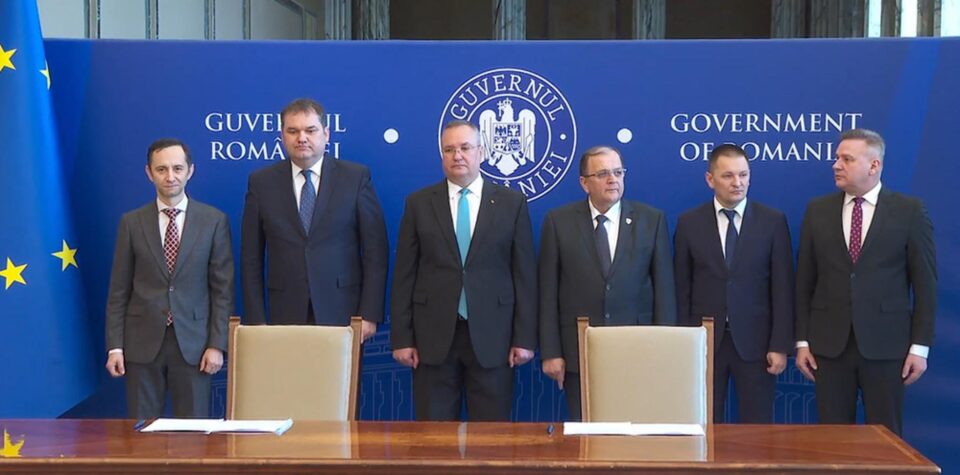 Gheorghe Flutur a semnat proiectul pentru construcția a 200 de kilometri de piste de bicicletă în prezența premierului Nicolae Ciucă