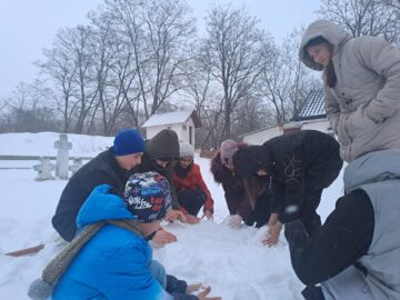 În parohiile Protopopiatului Fălticeni se desfășoară proiectul „Școala de Duminică”