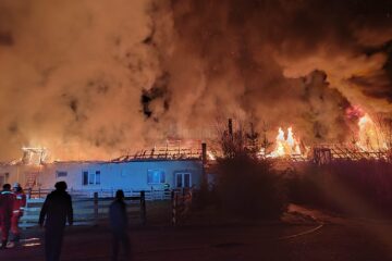 Incendiu puternic, în miez de noapte