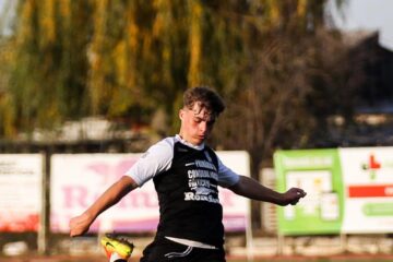 Juniorul Cîrstean a punctat pentru Șomuz în amicalul cu Viitorul Darabani. Foto Alex Savescu