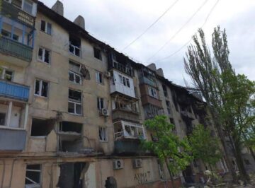 Blocul în care a locuit familia Kalaci la Mariupol