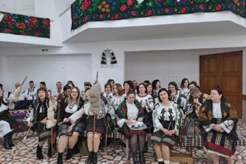 Simpozionul „Armonie prin joc și cânt, port și cuvânt”, ediția a XI-a, la Cajvana