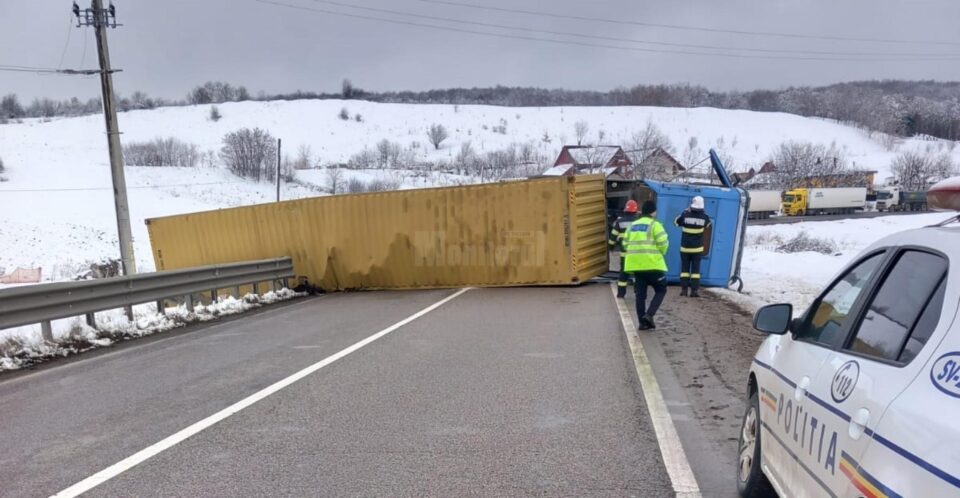 Un șofer ucrainean a blocat total traficul pe E85 timp de mai multe ore