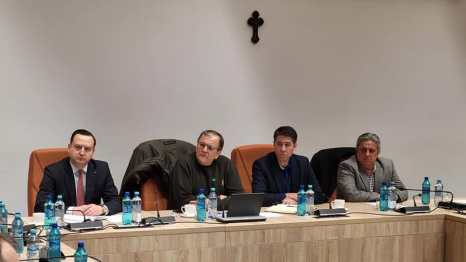 La Consiliul Județean Suceava a avut loc o ședință pentru analiza stadiului proiectului autostrăzii de la Pașcani la Siret La Consiliul Județean Suceava a avut loc o ședință pentru analiza stadiului proiectului autostrăzii de la Pașcani la Siret