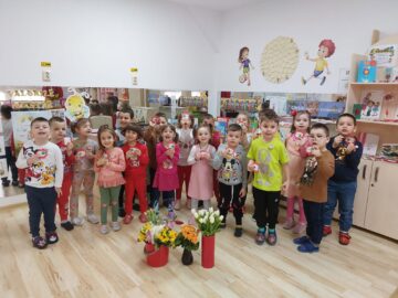 Preșcolari și elevi din județele Suceava și Botoșani au participat la campania ,,Un gând bun de mărțișor”