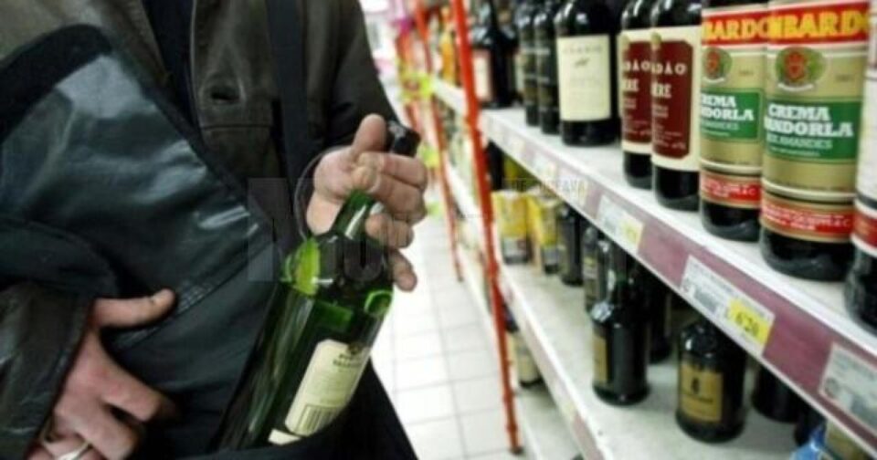 Furt de vin. Imagine generică