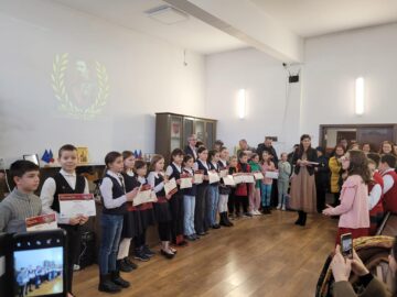 Elevi suceveni, premiați la Concursul Internațional de Matematică „LuminaMATH”