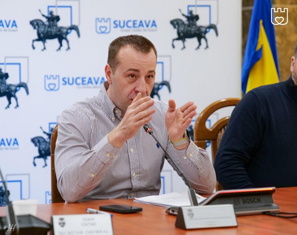 Lucian Harșovschi i-a informat luni pe reprezentanții unităților școlare din Suceava de beneficiile proiectului de 30 de milioane de lei