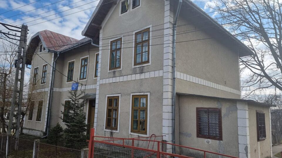 Grădinița din Deleni este singura clădire școlară cu risc seismic