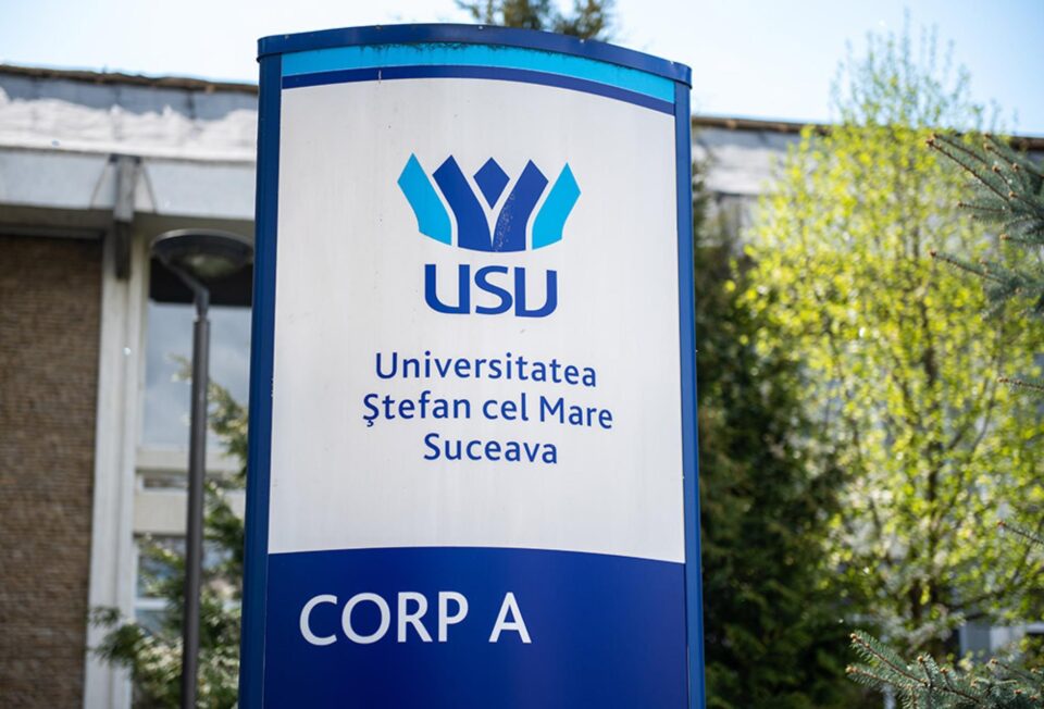 Facultatea de Inginerie Electrică și Știința Calculatoarelor a făcut o donație Universității Naționale „Yurii Fedkovici” din Cernăuți Facultatea de Inginerie Electrică și Știința Calculatoarelor a făcut o donație Universității Naționale „Yurii Fedkovici” din Cernăuți