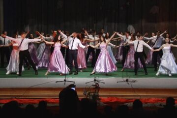 „De-a primăvara ...”, serbarea Școlii Nr. 1 Suceava