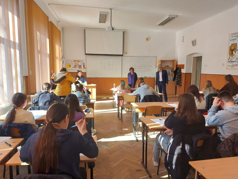 Patru elevi din mediul rural, la ”Olimpiada Satelor din România”, de la Cluj-Napoca