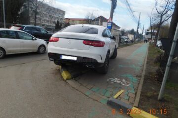Locul in care a considerat femeia că este în regulă să-și lase mașina