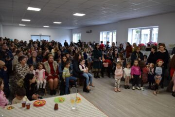 Concursul național „Penelul Fermecat” a reunit 239 de lucrări, la Fălticeni