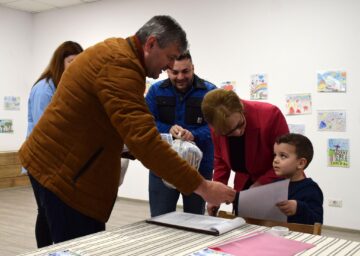 Concursul național „Penelul Fermecat” a reunit 239 de lucrări, la Fălticeni