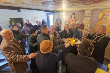 Comemorarea deținuților politici anticomuniști, la Monumentul „Turnul Unirii” de lângă Biserica Martirilor „In Memoriam” Suceava