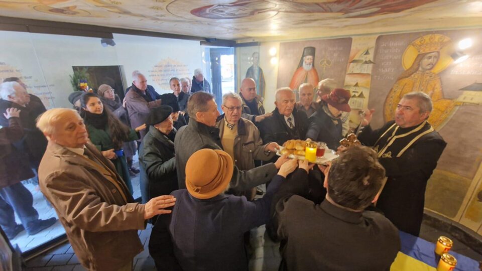 Comemorarea deținuților politici anticomuniști, la Monumentul „Turnul Unirii” de lângă Biserica Martirilor „In Memoriam” Suceava