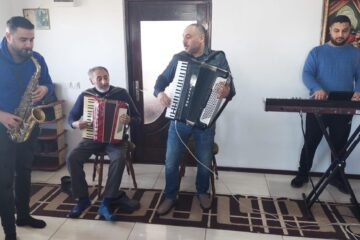 Familia de lăutari Plai, din Mironu