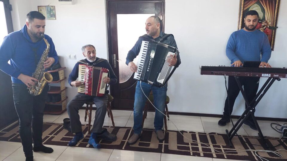 Familia de lăutari Plai, din Mironu