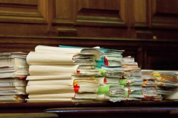 Un judecător de la Tribunalul Suceava a avut de soluționat, în medie, 535 de dosare într-un an Foto digi24.ro