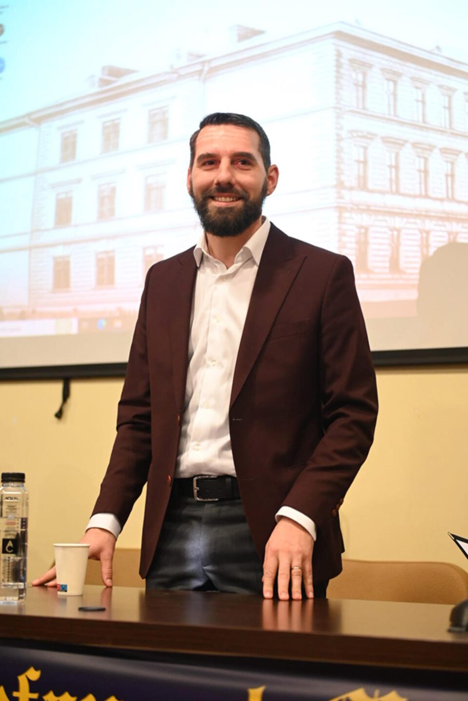 Principele Nicolae, în dialog cu elevii