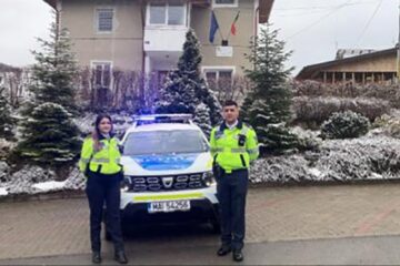 Agentul Alexandra Săuța și agentul principal Vasilică Horgotă