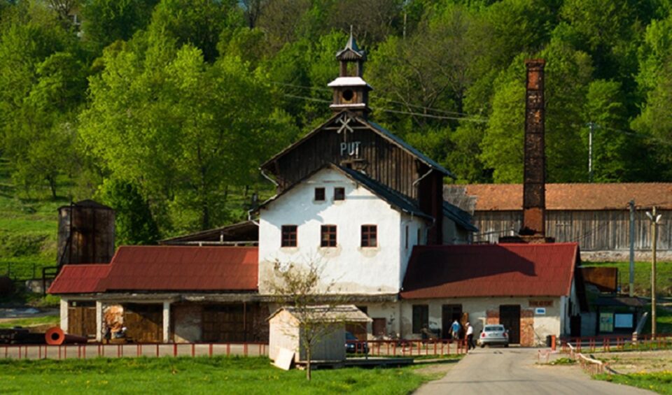 Ministerul Economiei alocă 4 milioane de euro pentru retehnologizarea salinei Cacica FOTO hailadorna.ro