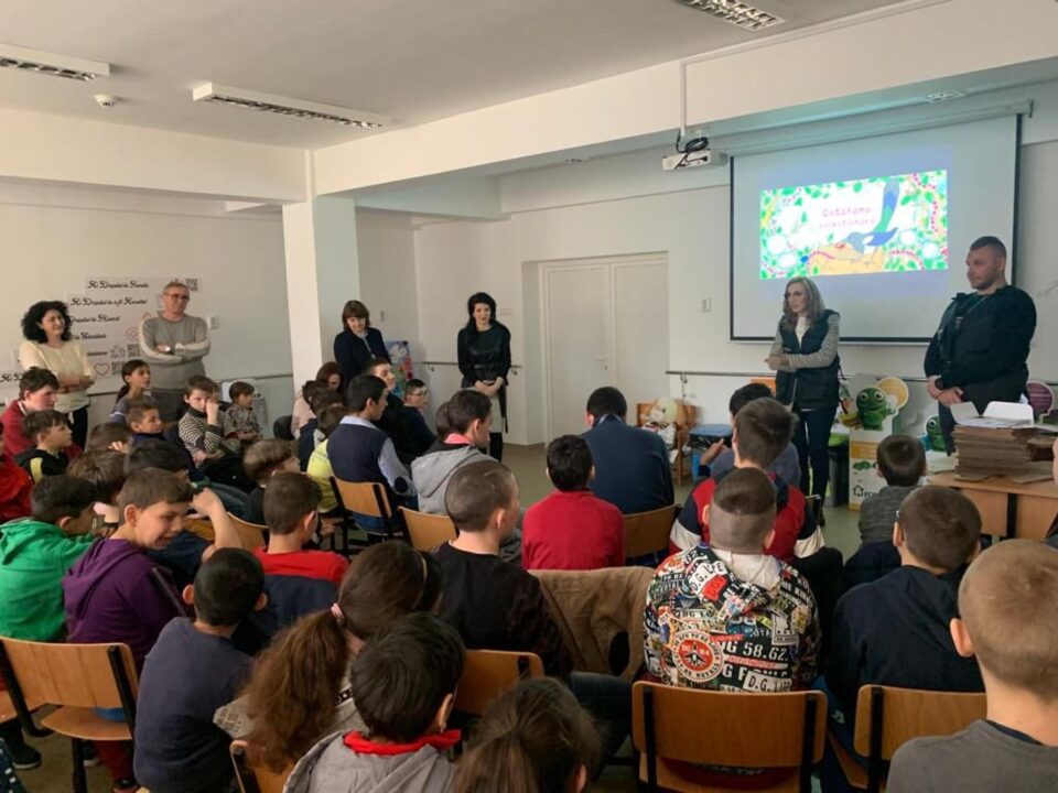 Elevii cu nevoi speciale de la Centrul Școlar Gura Humorului, consiliați în vederea obținerii unui loc de muncă după absolvire