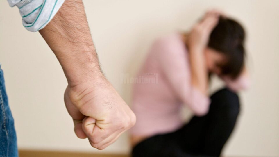 Agresiunile în familie sunt tot mai numeroase
