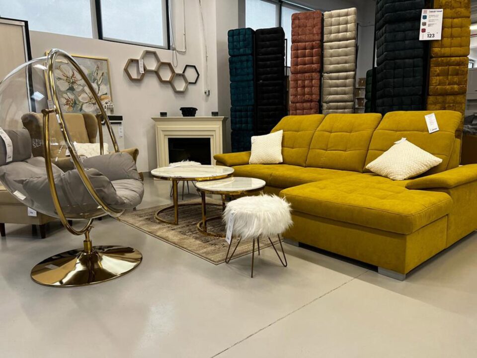 Showroomul Albemma – Mobilier și soluții decorative, în centrul orașului Gura Humorului