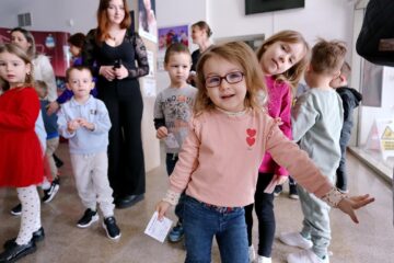 Ziua porților deschise la Teatrul Municipal „Matei Vișniec” Suceava
