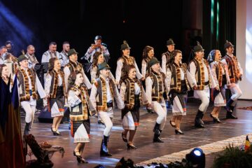 Turneul „Acasă-i România”, la Bacău