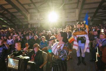 Turneul „Acasă-i România”, la Bacău