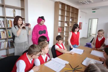 Ziua porților deschise la Teatrul Municipal „Matei Vișniec” Suceava