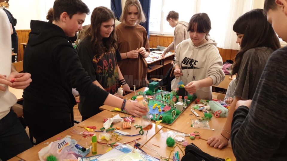Activități pe teme ecologice în „Săptămâna verde”, la Colegiul „Petru Rareș”