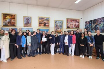 Lucrări semnate de artistul plastic brăilean Ștefan Șerban, expuse la Suceava, la prima galerie de artă situată în incinta unui spital de psihiatrie