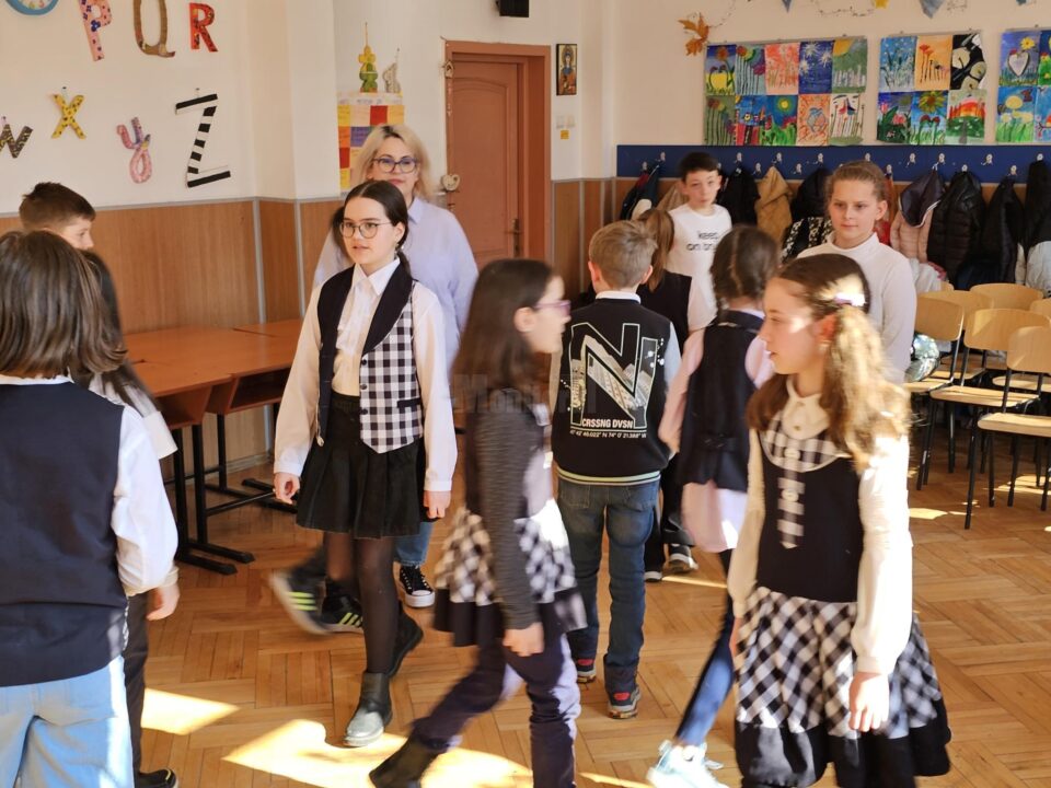 Limba franceză prin activități teatrale la Școala Gimnazială nr. 4 Suceava