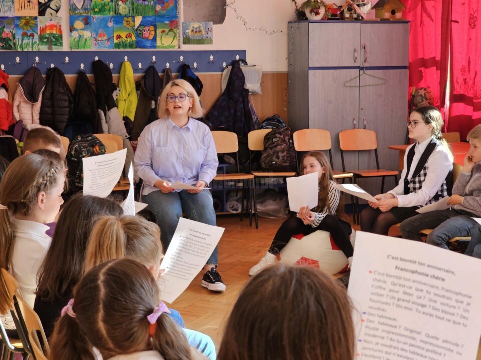 Limba franceză prin activități teatrale la Școala Gimnazială nr. 4 Suceava