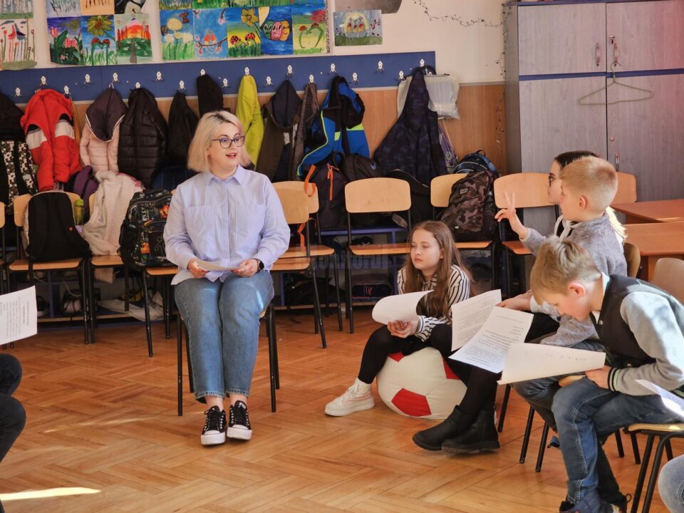 Limba franceză prin activități teatrale la Școala Gimnazială nr. 4 Suceava