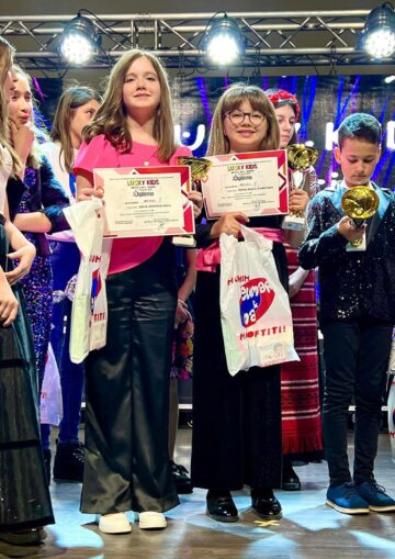 Elevi suceveni, pe podium la Festivalul de muzică „Lucky Kids”