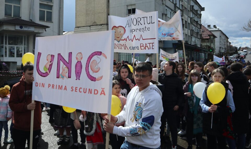 „Marșul pentru viață”, pe străzile din Fălticeni