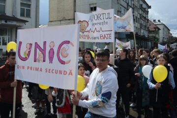 „Marșul pentru viață”, pe străzile din Fălticeni