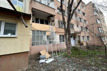 Apartamentul în care s-a produs explozia a fost afectat grav